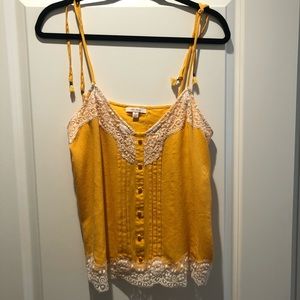 Ella Moss yellow tank top with white lace trim